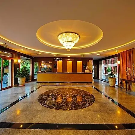 فندق Pasabey