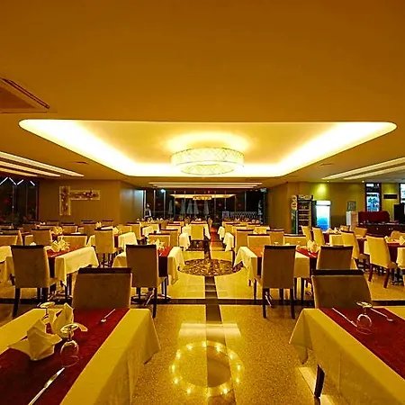Hotel Pasabey 4*